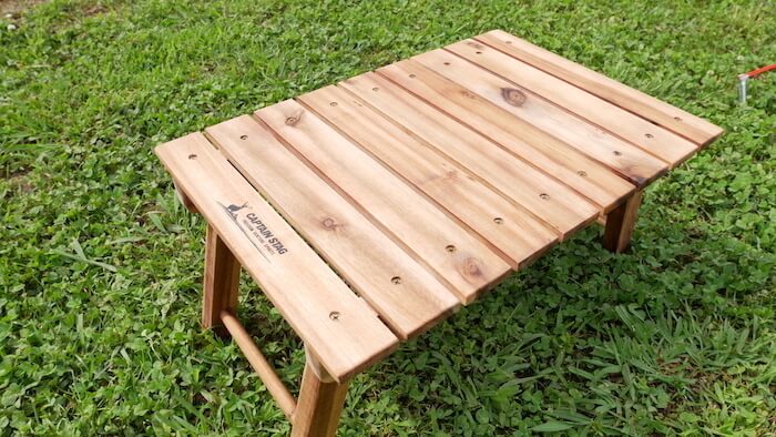 ミニ木製テーブル１つあればキャンプでさらに贅沢な時間を楽しめる