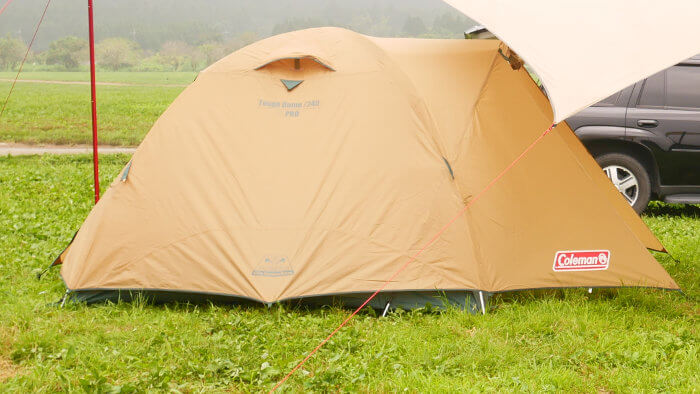 コールマン・タフドームテントは中は広々で設営簡単！キャンプ初心者に 
