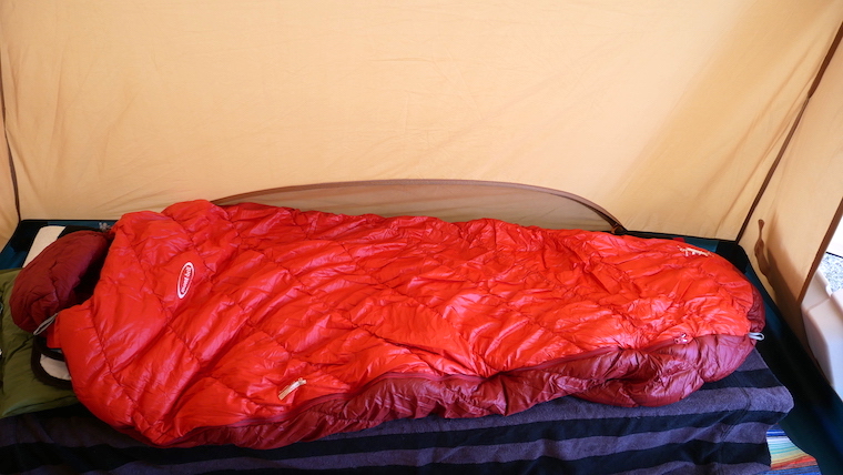7℃まで安心して眠れる寝袋「バロウバッグ#0」を#2と比較しながら 